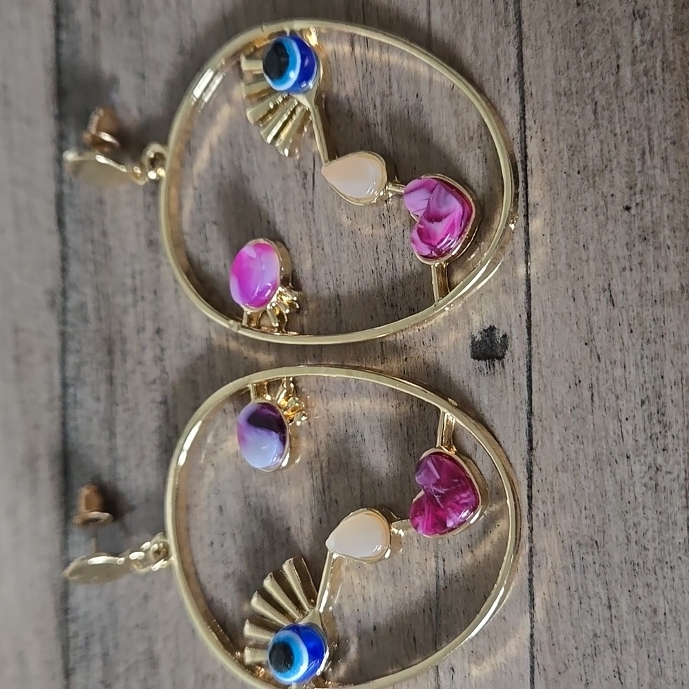 Artistic Whimsy Gold Wire Jewelled Stone drop earrings. New